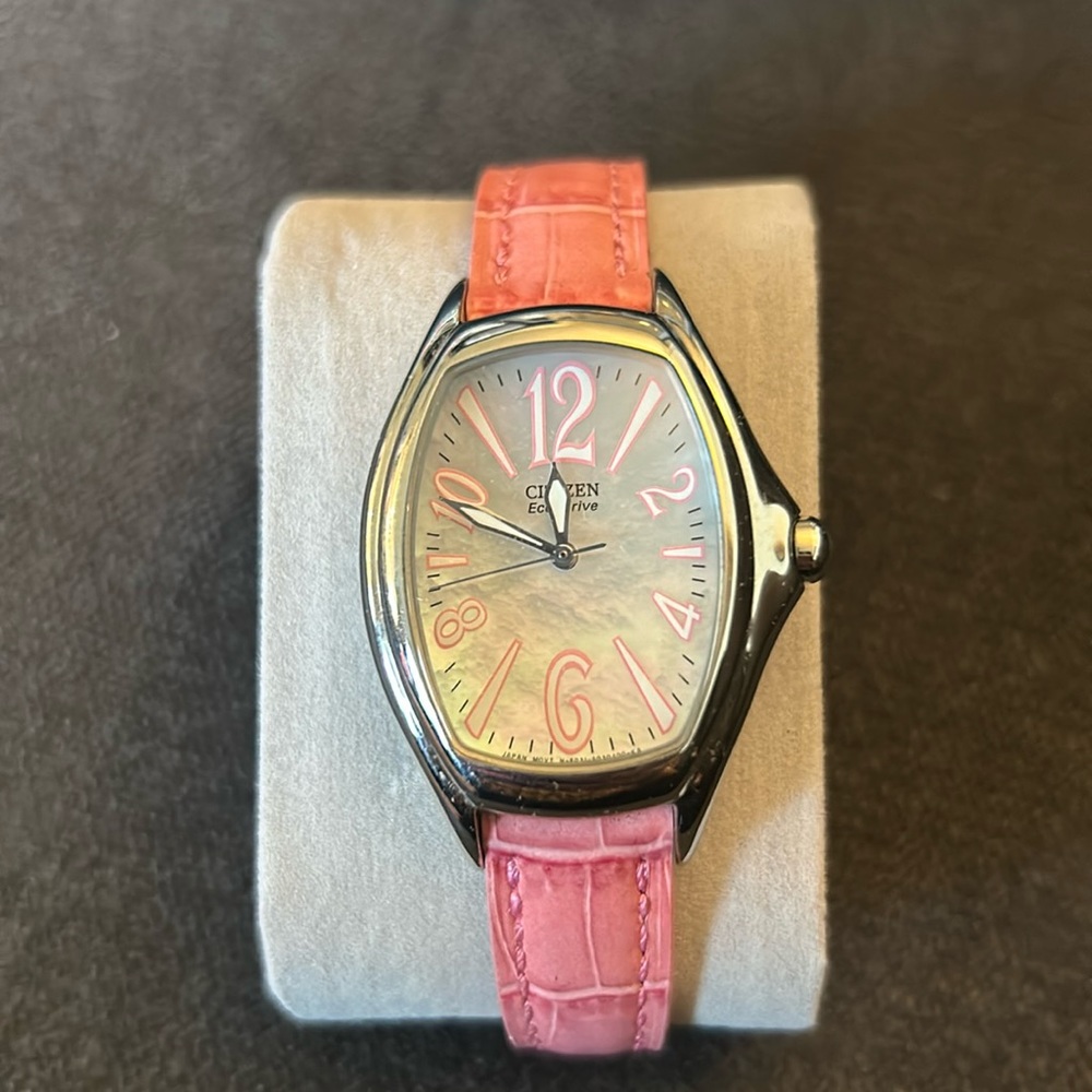 CITIZEN Eco-Drive E031-S020352 HST Pink Genuine Leather Quartz Analog Watch